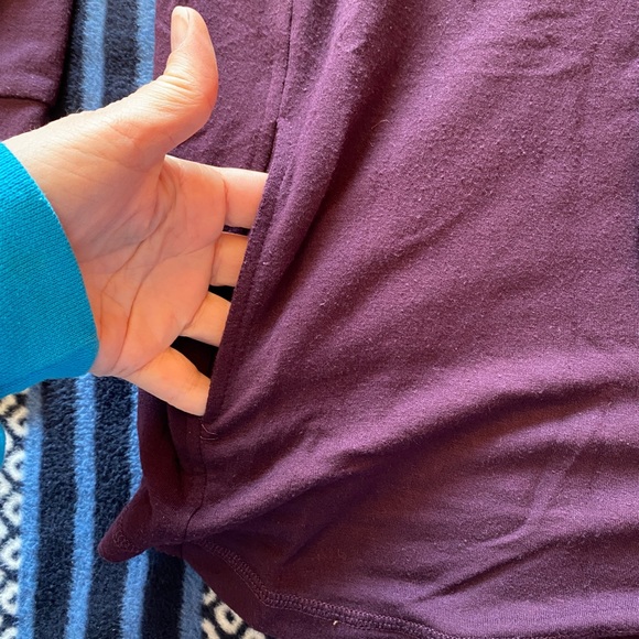 Pink Clover pullover - Picture 4 of 4